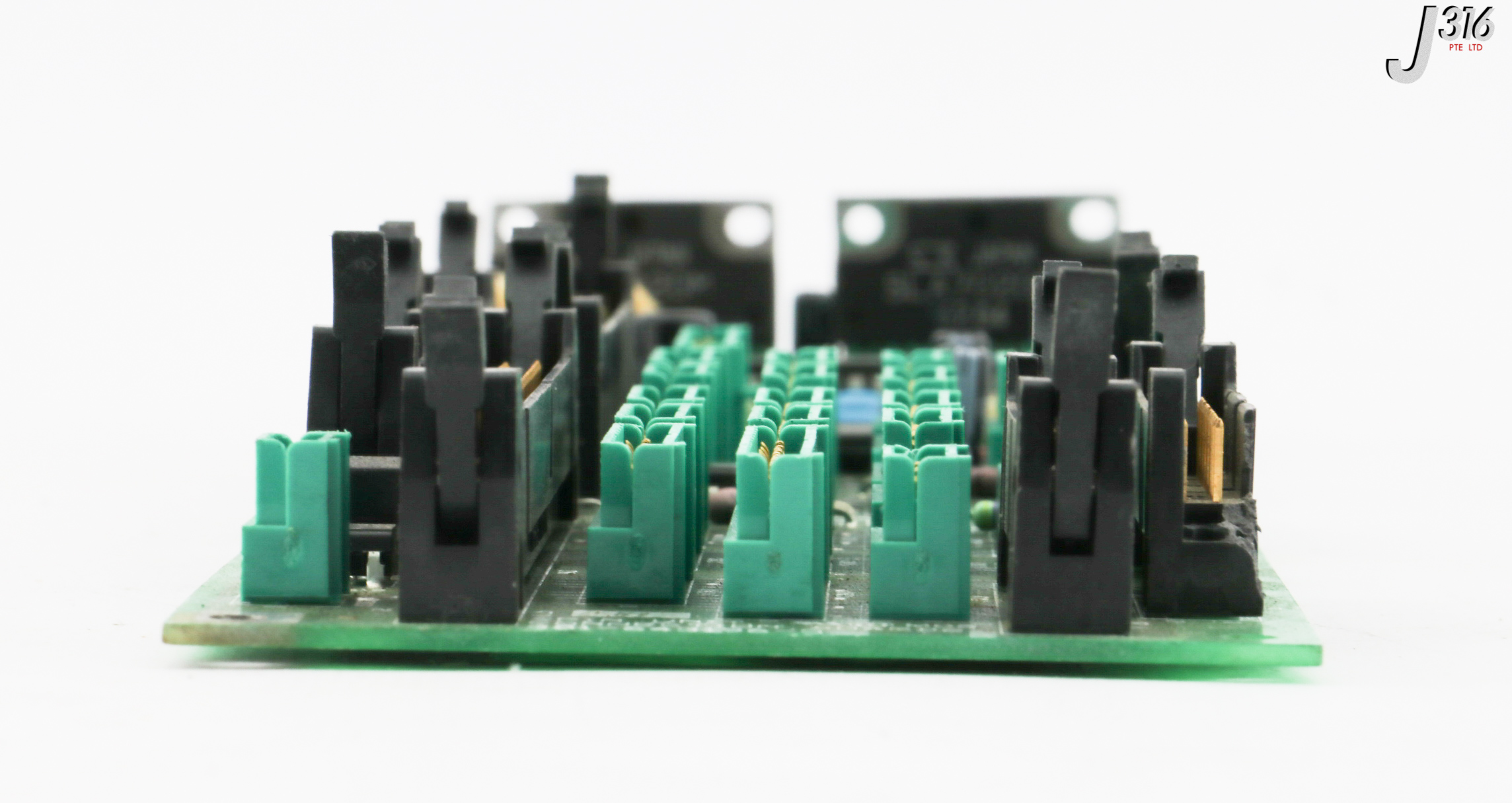 o 33005 TOKYO ELECTRON PCB, SPIN UNIT CONNECTION BOARD2 381-643196-5